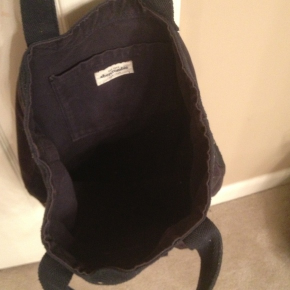 "Carry On"  Abercrombie and Fitch  tote bag - Picture 3 of 3